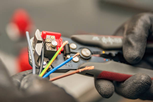 Best Industrial Electrical Services  in Kennedale, TX